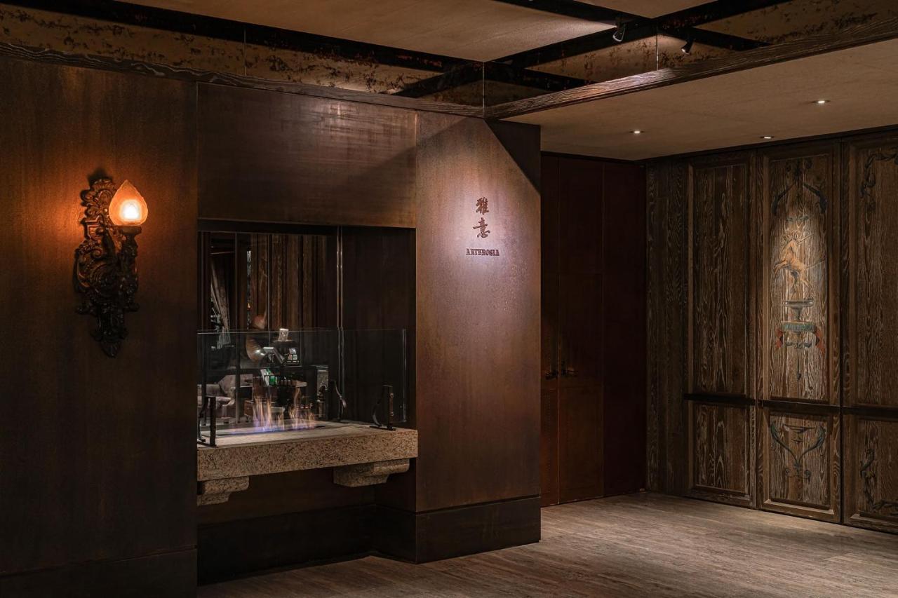 Palais De Chine Hotel Taipei Bagian luar foto Entrance to the restaurant